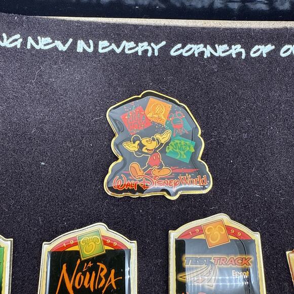 Disney Something New in Every Corner Pin Box Set 12pcs VTG 1999 Missing 1 Pin - Picture 2 of 11